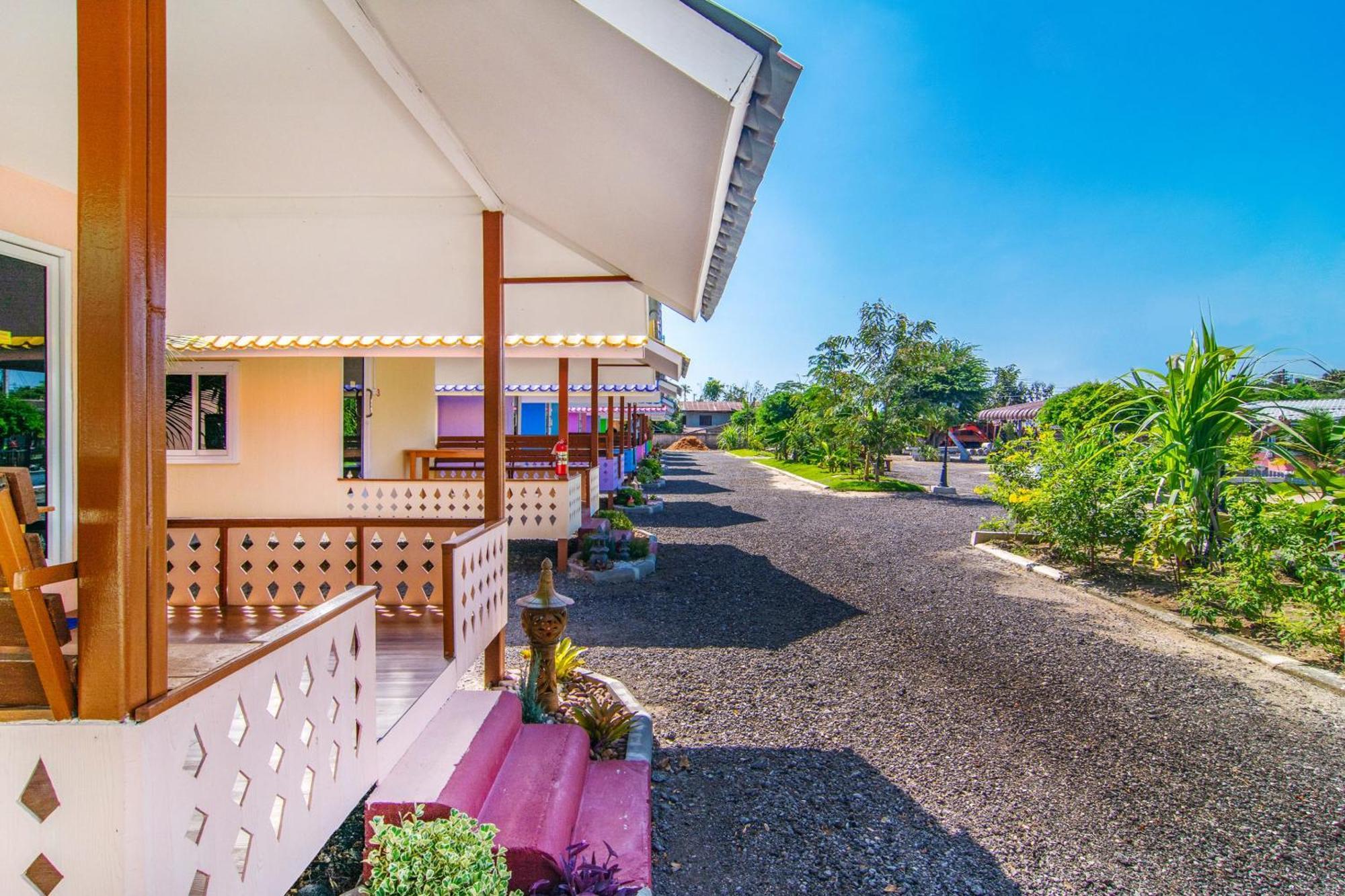 Oyo 578 Pj Resort And Snooker Club Prachuap Khiri Khan Luaran gambar